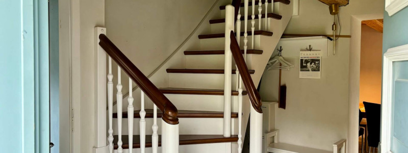 Das Weisse Haus & die Scheune