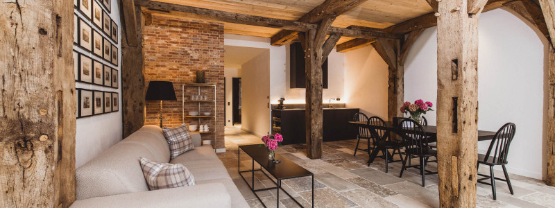gut damp halbinsel schwansen schlei region ostsee ferien lofts hackschnitzel solaranlage regionale saisonale kueche lokale produzenten urlaub mit hunden mit kindern wohnraum