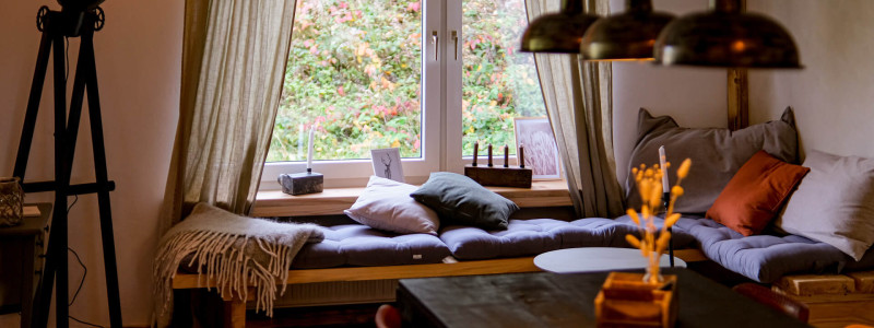 harzverbunden waldquartier holzhaeuser natur harz holz urlaub mit kindern familienurlaub auszeit mit freunden yoga retreat teamevents veranstaltungen tipi zelt kraftort naturverbundenheit kuschelecke