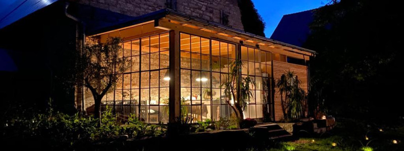 steigerwald franken into the green eco resort glamping zelte yoga retreat urlaub in der natur biologischer gemueseanbau tiere nachhaltiger tourismus community space in der nacht