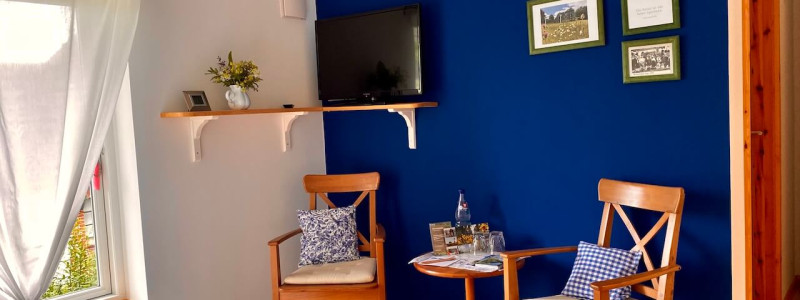 janbecks fairhaus gelting ostsee klimapostives nachhaltige hotel schleswig holstein flensburger foerde nachhaltiges autarkie kreislaeufe gutes essen saisonalitaet regionalitaet lokale produzenten biofarbe doppelzimmer