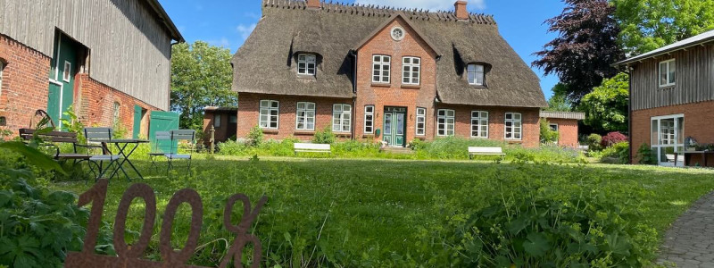 janbecks fairhaus gelting ostsee klimapostives nachhaltige hotel schleswig holstein flensburger foerde nachhaltiges autarkie kreislaeufe gutes essen saisonalitaet regionalitaet lokale produzenten haupthaus