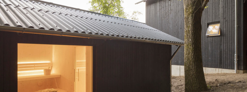 kleine bleibe westerwald urlaubsarchitektur urlaub in der natur im grünen ferienhaeuser für zwei und vier personen oekologische bauweise nachhaltige und natuerliche ressourcen sauna