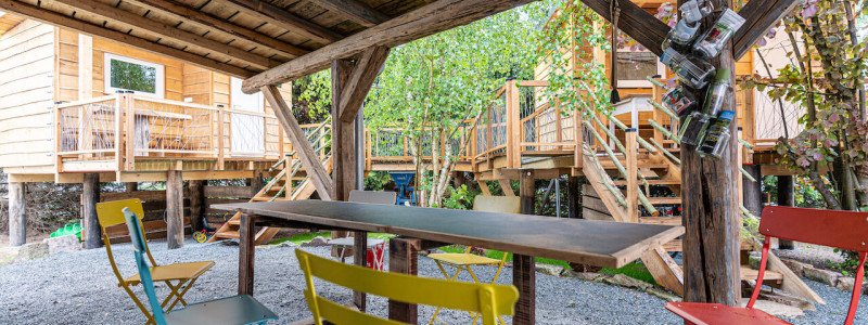 schlafstaelle tiny house schweinestall ferienwohnung nachhaltig oekologisch recycle reuse upcycling baumwipfelpfad franken waldbaden radfahren wandern weinregion grosse gruppen familien urlaub in der natur im gruenen ruhe sitzplatz open air kueche