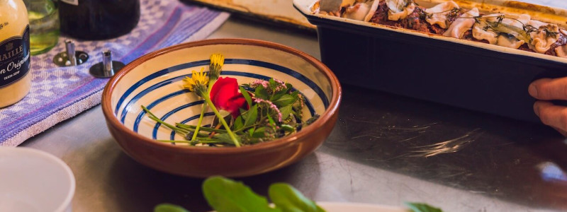 villa breitenberg bayerischer wald nachhaltige unterkunft boutiquie hotel ferienwohnung natur berge ruhe biologische kueche kultur seminare yoga retreats hochzeiten kraeuter