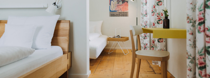 villa breitenberg bayerischer wald nachhaltige unterkunft boutiquie hotel ferienwohnung natur berge ruhe biologische kueche kultur seminare yoga retreats hochzeiten doppelzimmer comfort