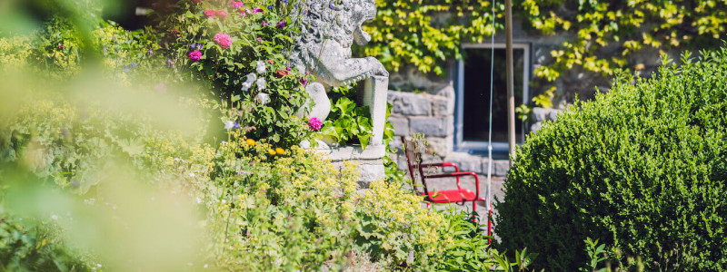 villa breitenberg bayerischer wald nachhaltige unterkunft boutiquie hotel ferienwohnung natur berge ruhe biologische kueche kultur seminare yoga retreats hochzeiten garten