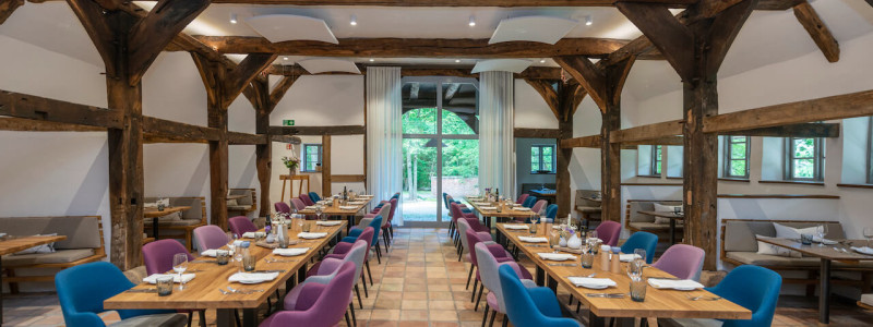 wildland natural resort hornbostel lueneburger heide suedheide niedersachsen hideaway denkmal nachhaltiges hotel gruen tagen feiern heiraten yoga retreat restaurant